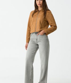 1737474357_e7cf1f537ba2317e5546663f22af4412